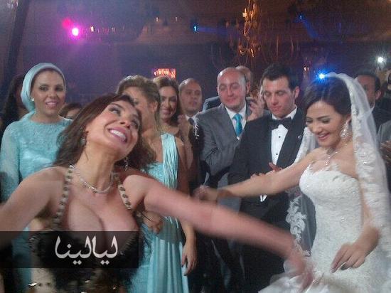 صور كبار النجوم والنجمات فى حفل زفاف الفنانة دنيا سمير غانم 2013